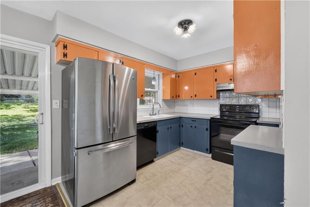 5201 Overton Circle — photo 13