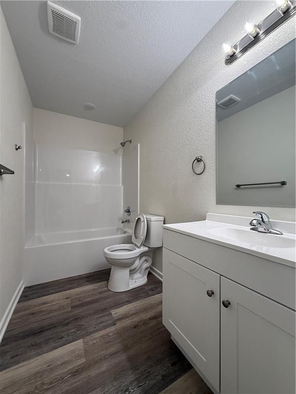 316 E Culton Street — photo 8