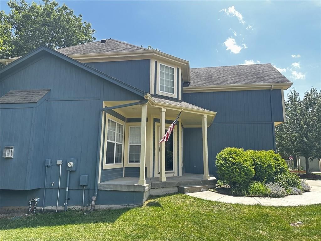 725 N Alder Street — photo 3