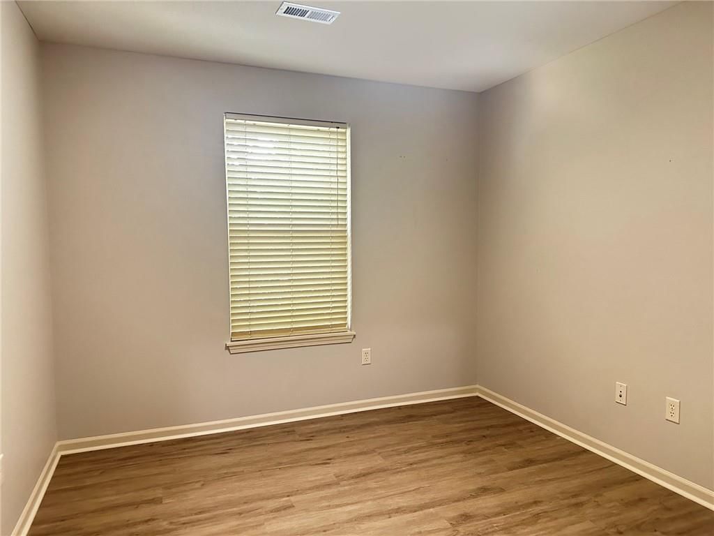 725 N Alder Street — photo 19
