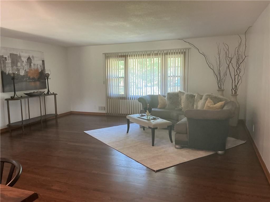 8304 Willow Way — photo 8
