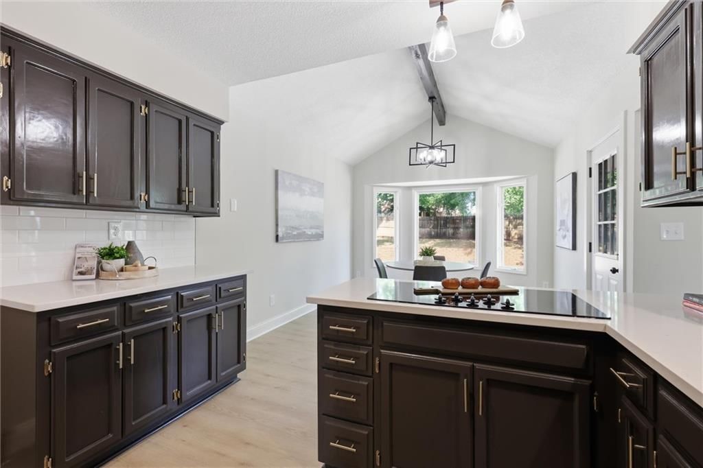 404 Springwood Drive — photo 15