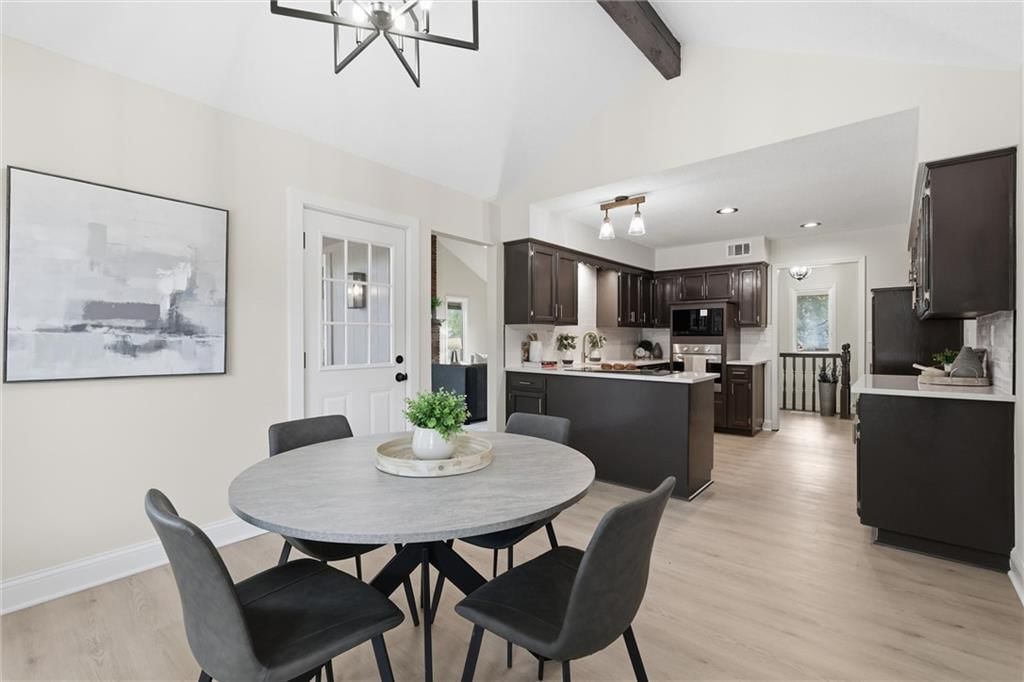 404 Springwood Drive — photo 16