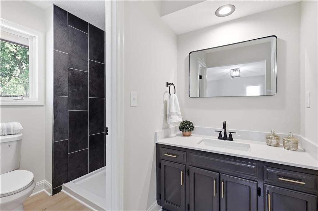 404 Springwood Drive — photo 17