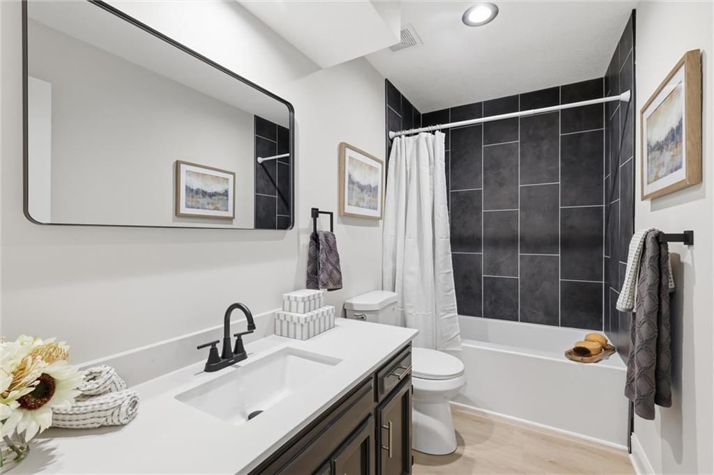 404 Springwood Drive — photo 20