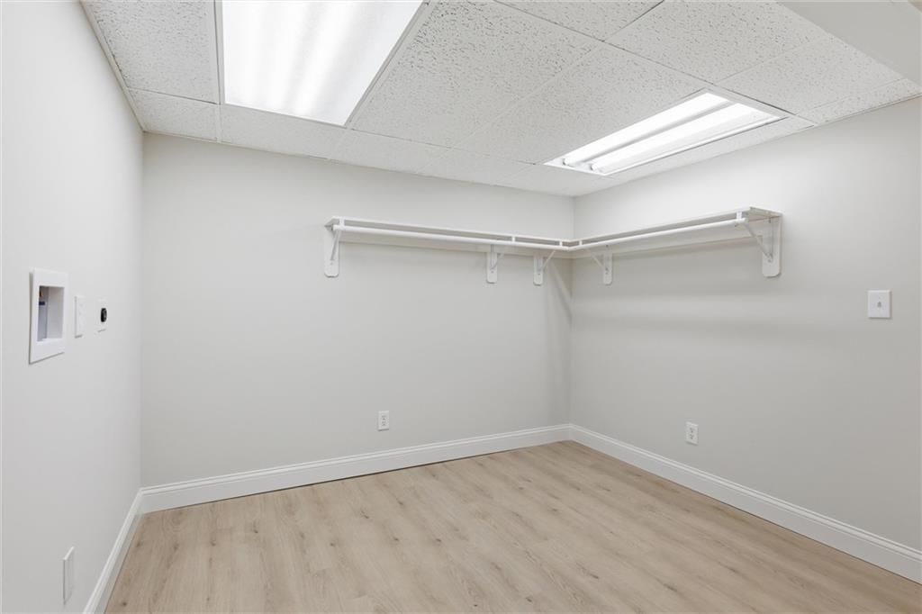 404 Springwood Drive — photo 26
