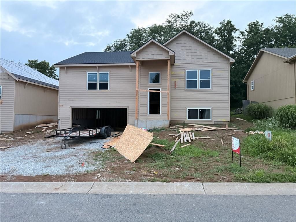 2032 W Springs Way — photo 2