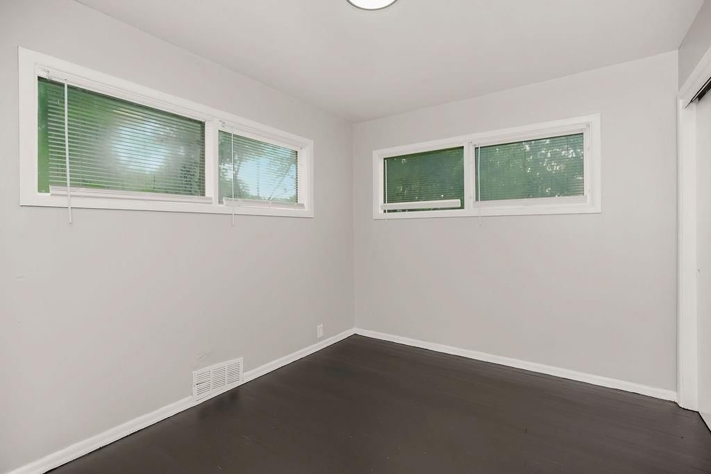 11202 Corrington Street — photo 9