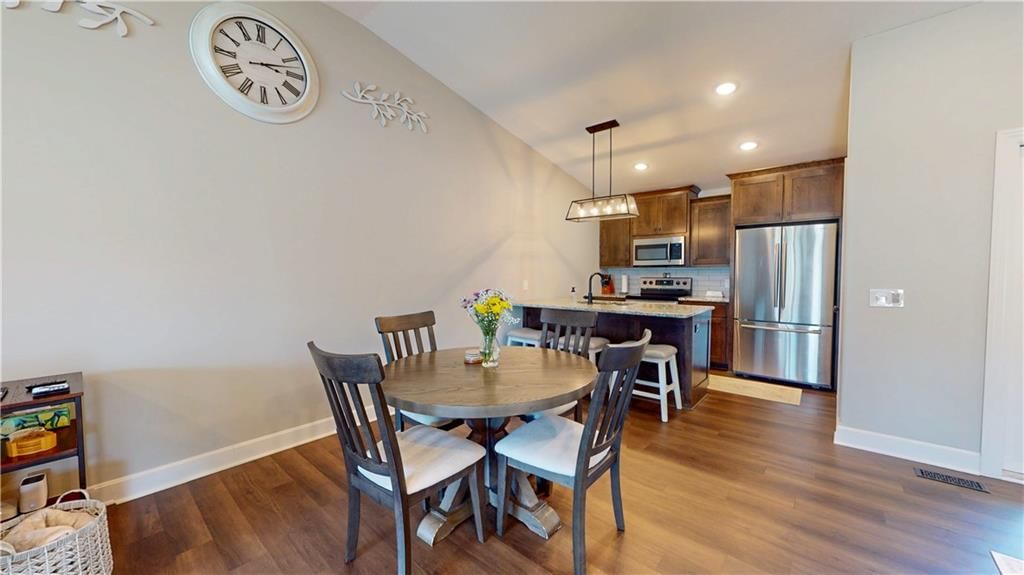 3209 Sheffield Lane — photo 4