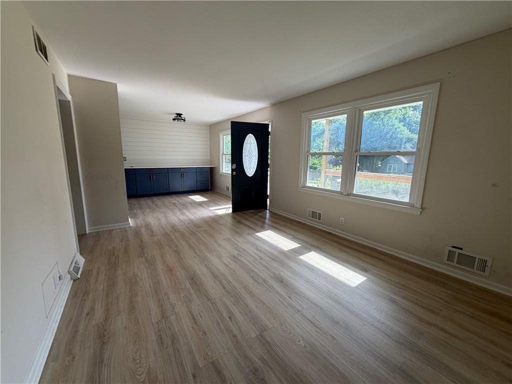 5332 NORTHERN Avenue — photo 13