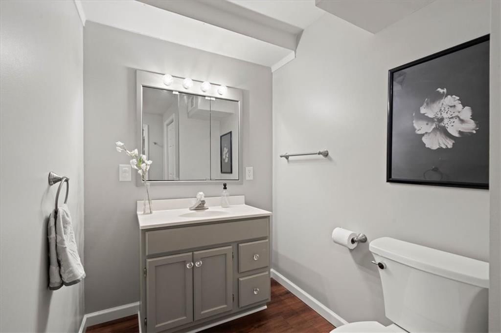 8501 W 149th Terrace — photo 33