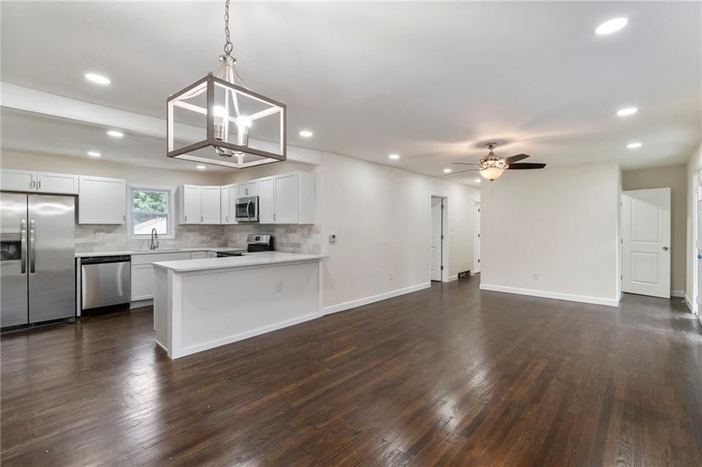 6201 N Topping Avenue — photo 7