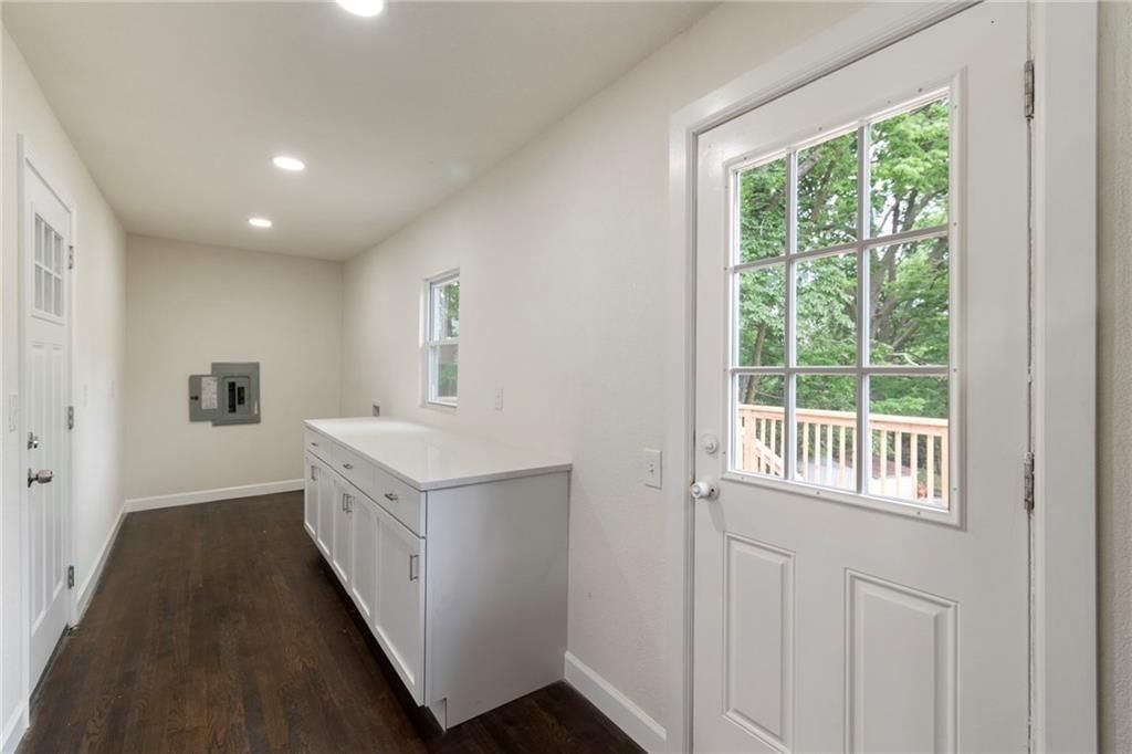 6201 N Topping Avenue — photo 12