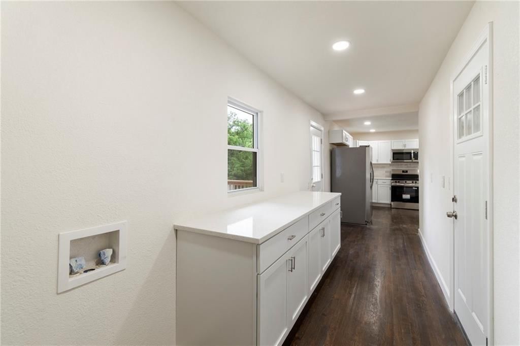 6201 N Topping Avenue — photo 13
