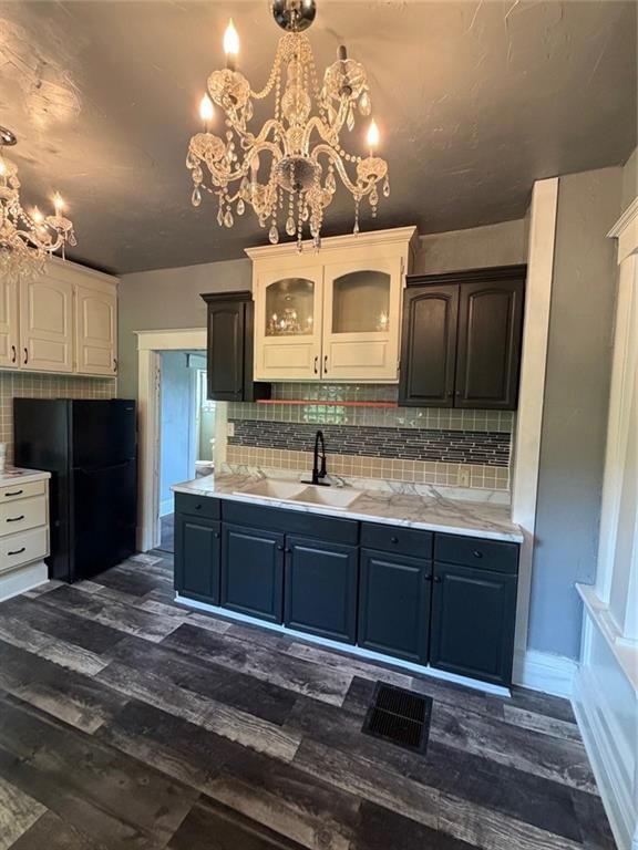 1404 Cudmore Avenue — photo 14