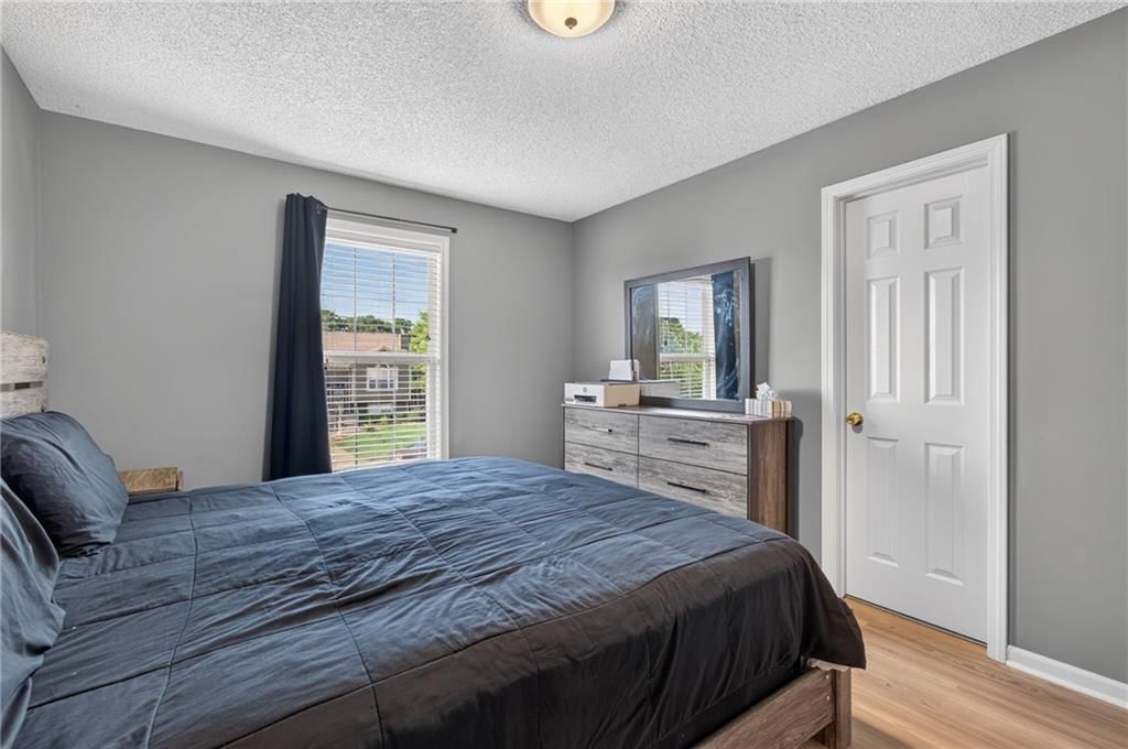 900 Coachman Drive — photo 21