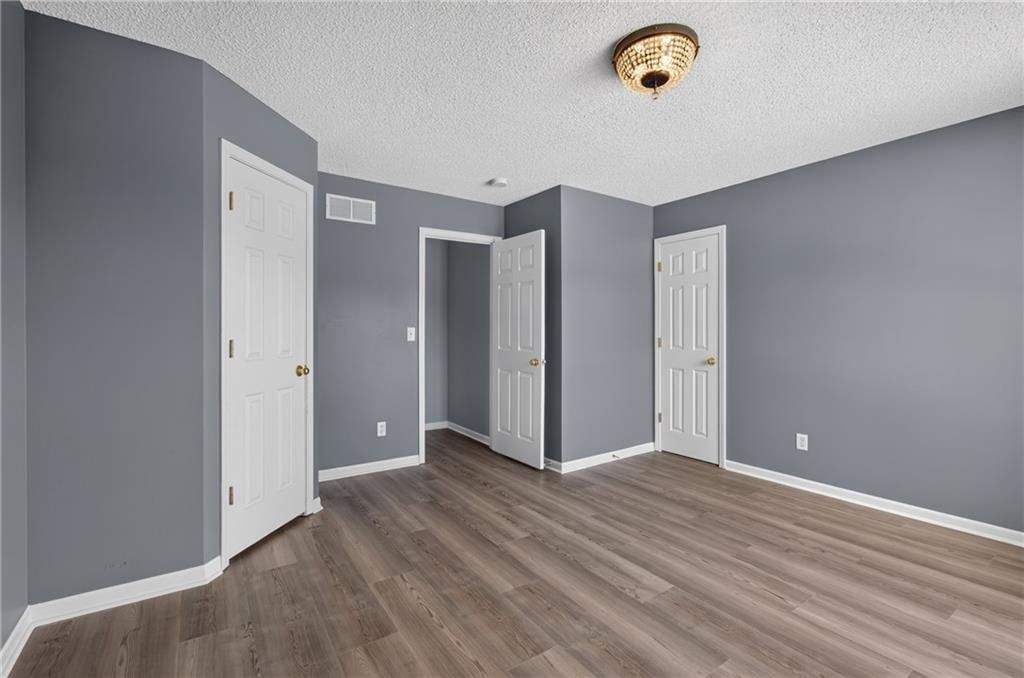 900 Coachman Drive — photo 23