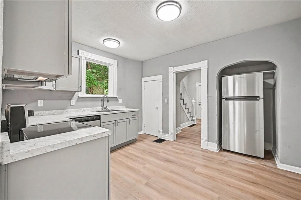 5307 Halsey Street — photo 7