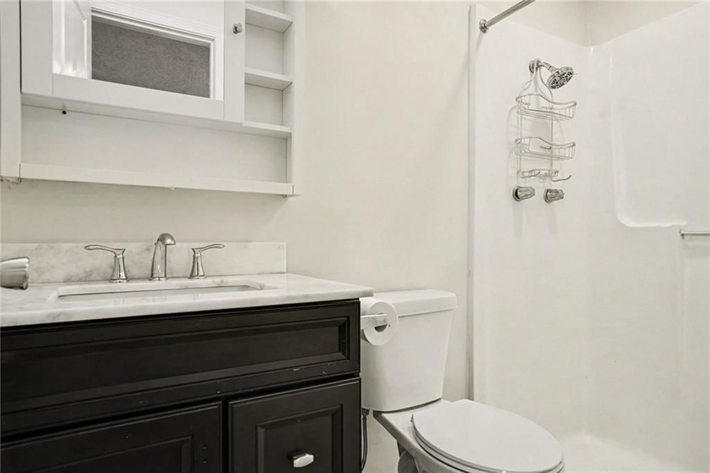 7028 N Fisk Court — photo 14