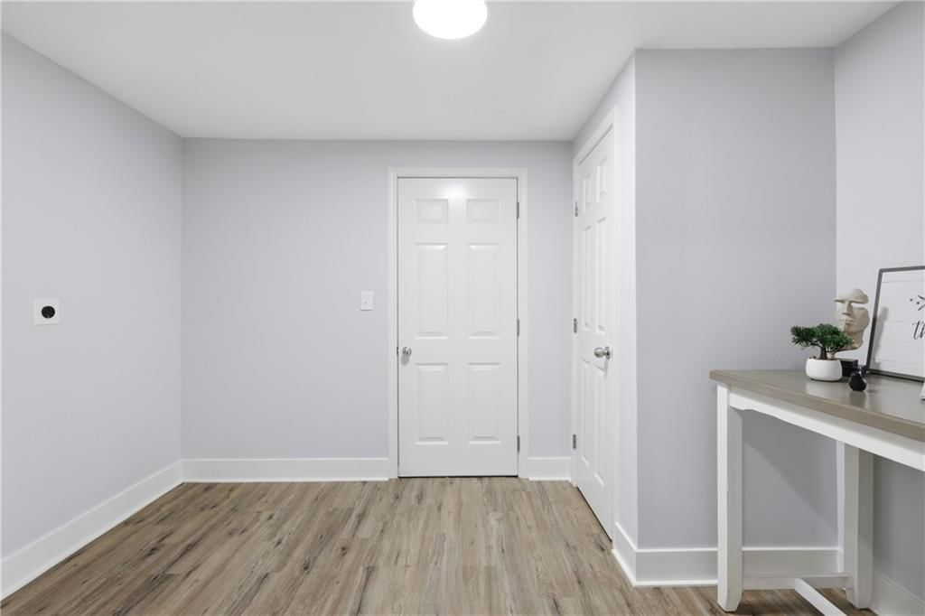 9709 Rice Avenue — photo 12