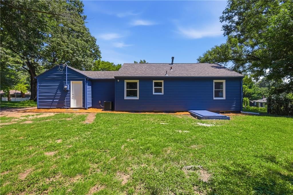 9709 Rice Avenue — photo 14