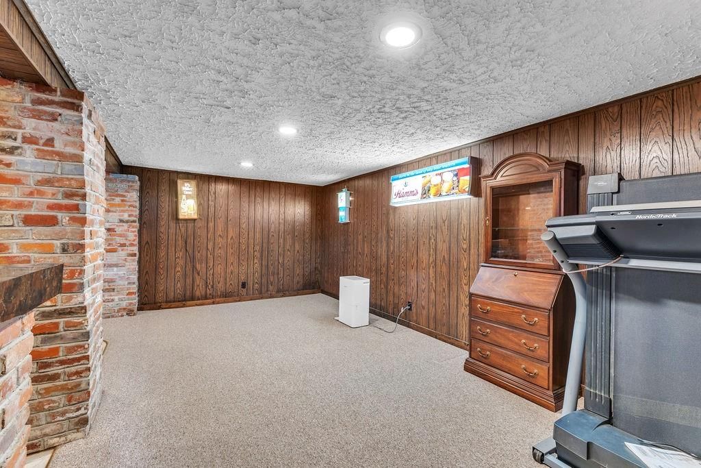 5702 S 18th Street — photo 27
