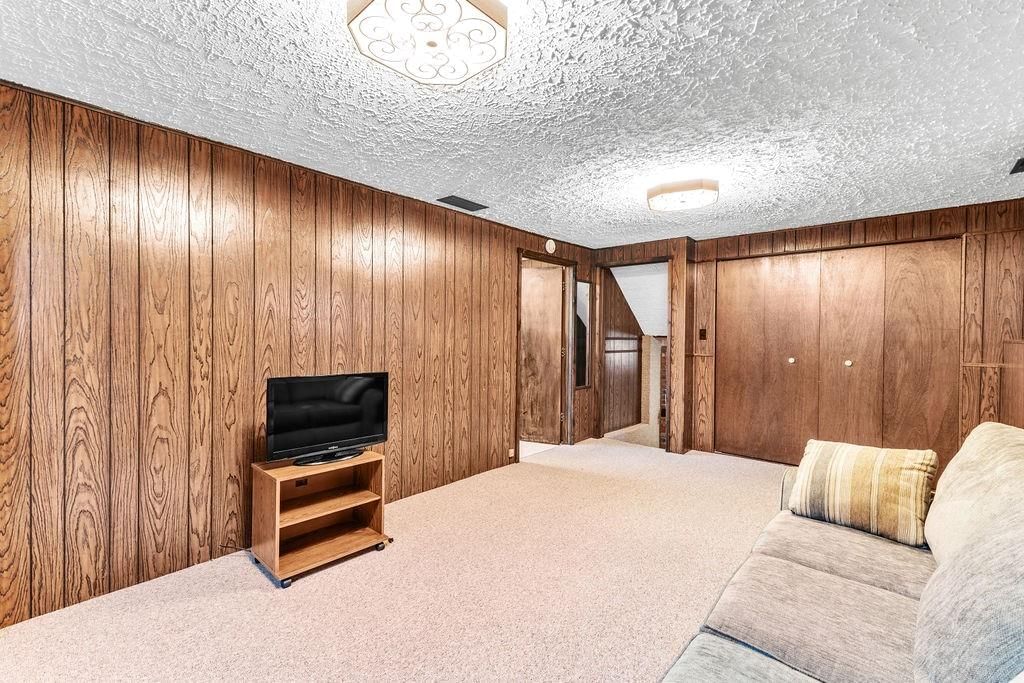5702 S 18th Street — photo 31