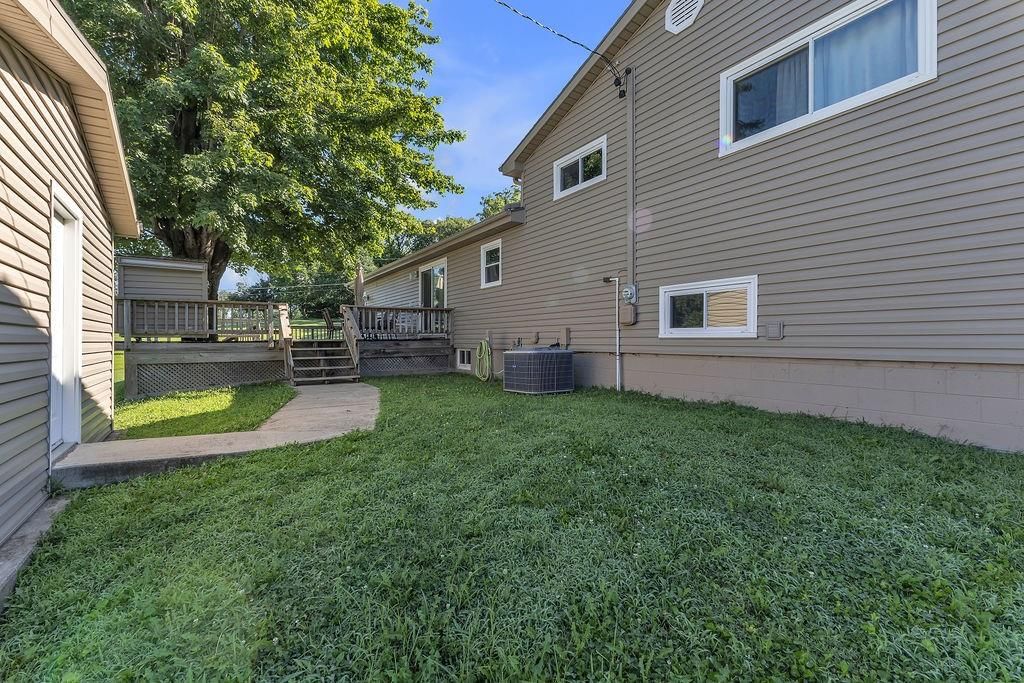 5702 S 18th Street — photo 39