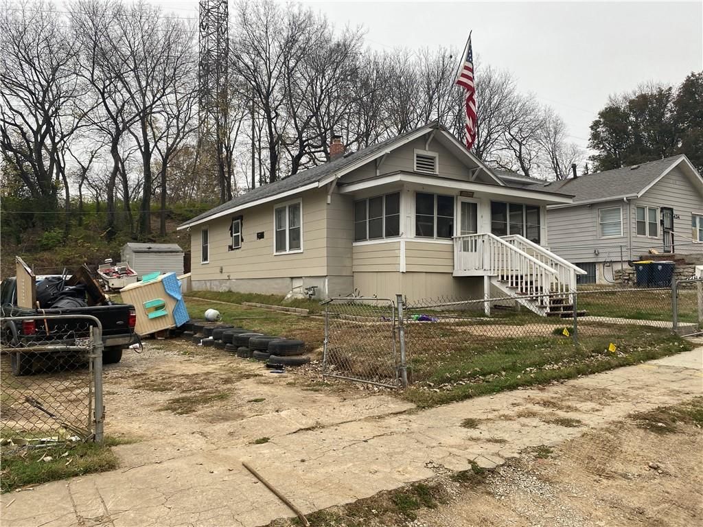 436 Tullis Avenue — photo 1