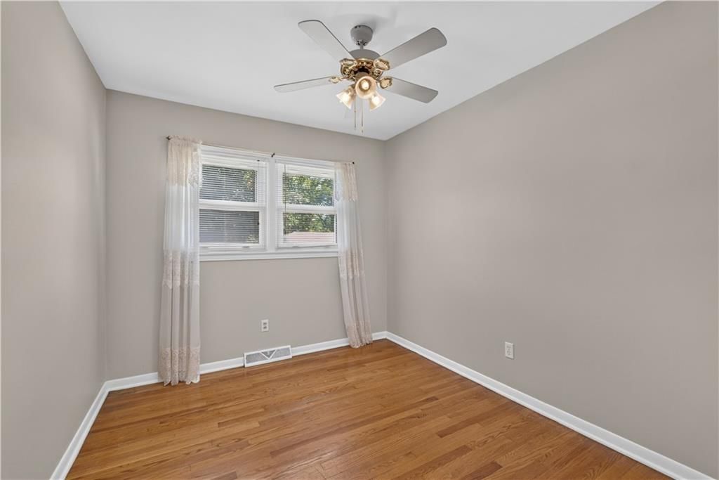 5508 W 99th Terrace — photo 32