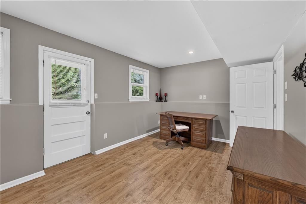 5508 W 99th Terrace — photo 36