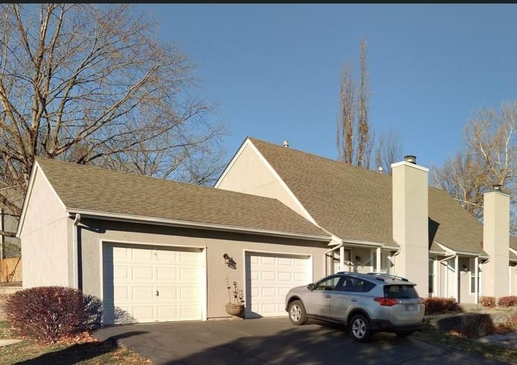 10790 Oakmont Street — photo 1