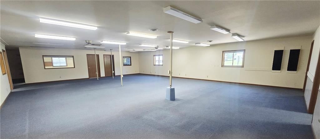 118 W Davis Street — photo 13