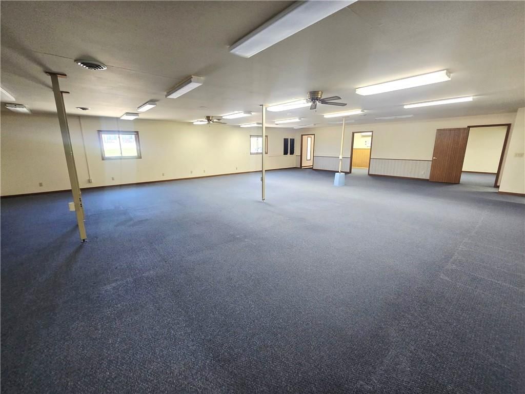 118 W Davis Street — photo 15