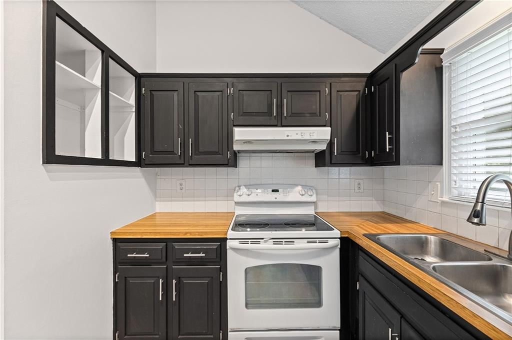 12806 S Seminole Drive — photo 17