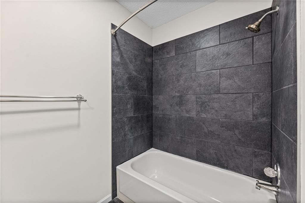 12806 S Seminole Drive — photo 27