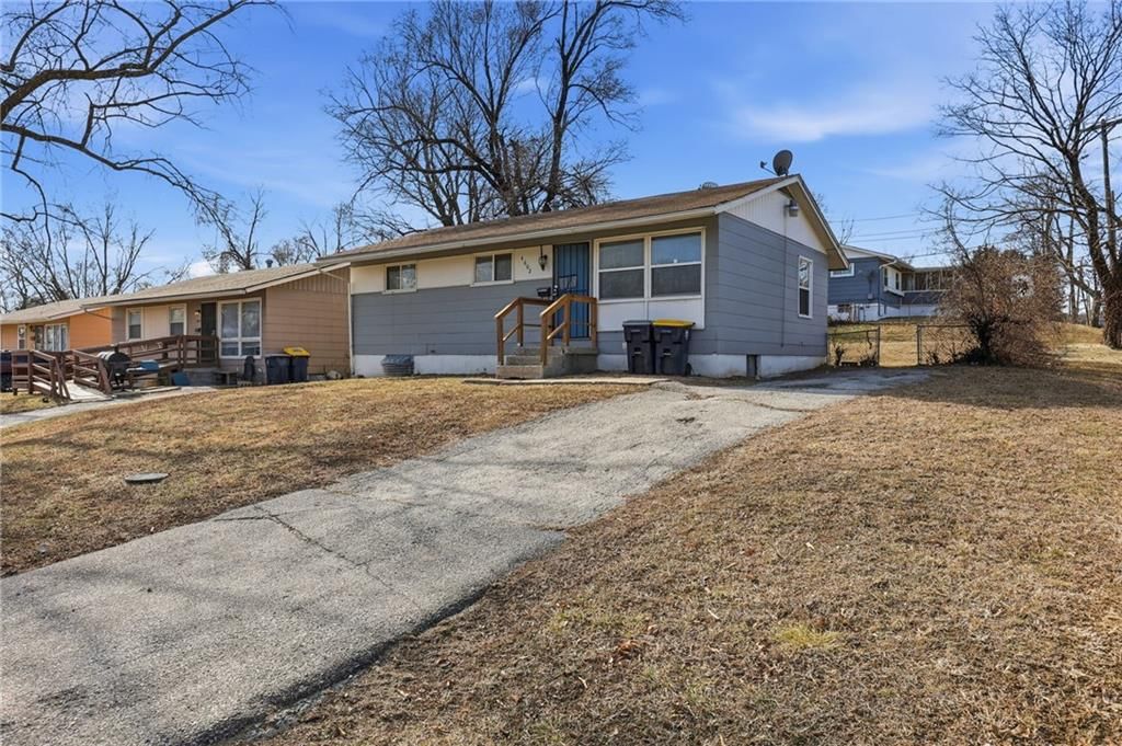 4602 Lister Avenue — photo 2