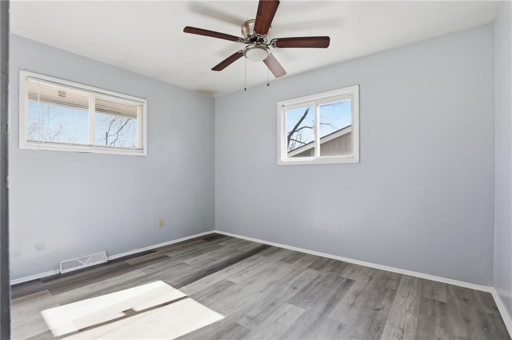 4602 Lister Avenue — photo 8