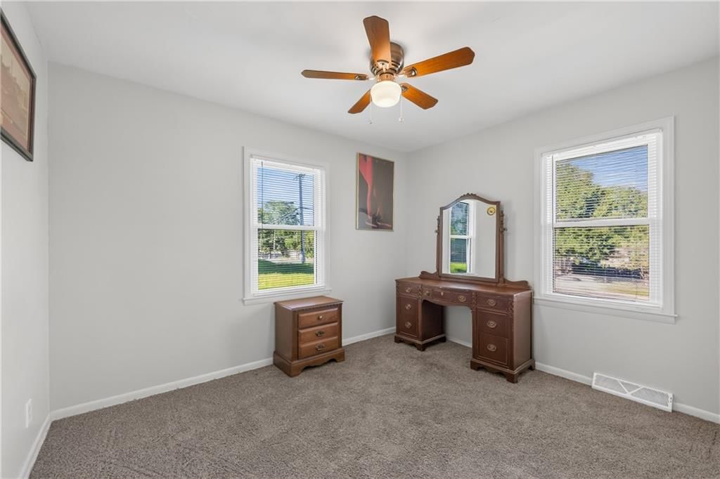 4148 N Brighton Avenue — photo 19