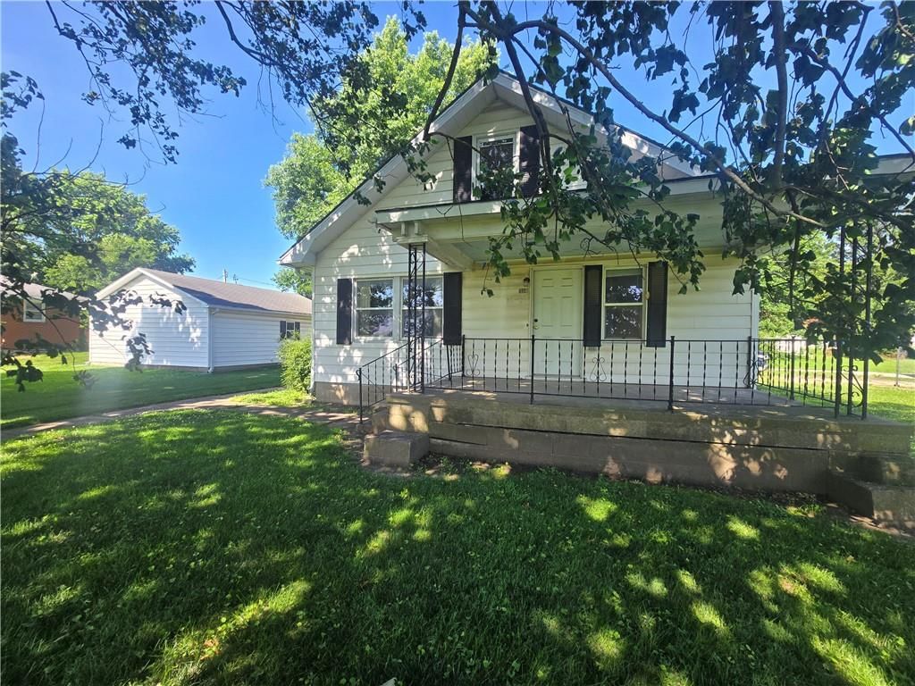 310 N County Road — photo 2