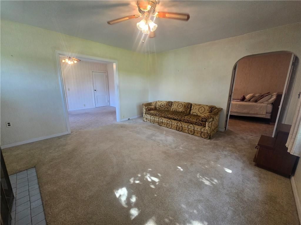 310 N County Road — photo 8