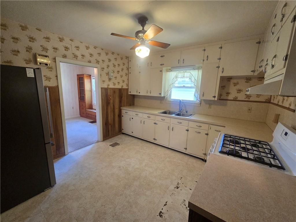 310 N County Road — photo 13