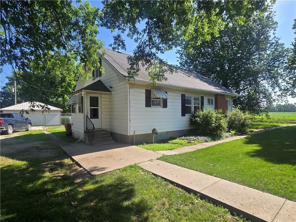 310 N County Road — photo 39