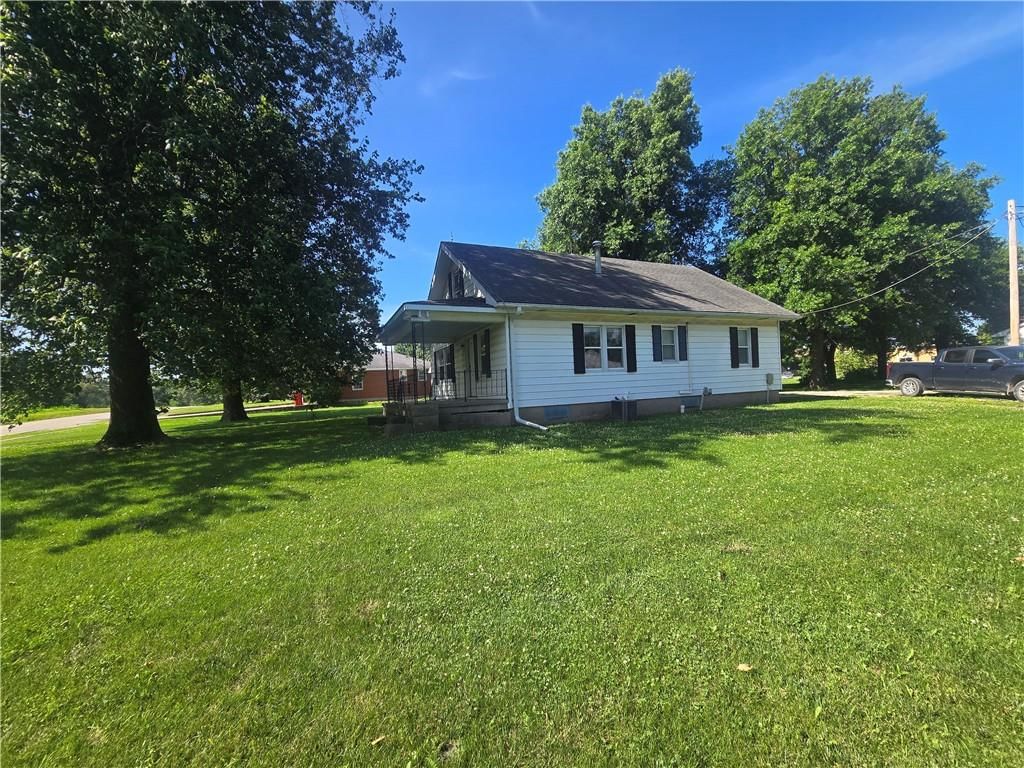310 N County Road — photo 41