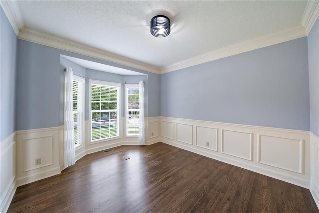 725 SW Winterwalk Lane — photo 5