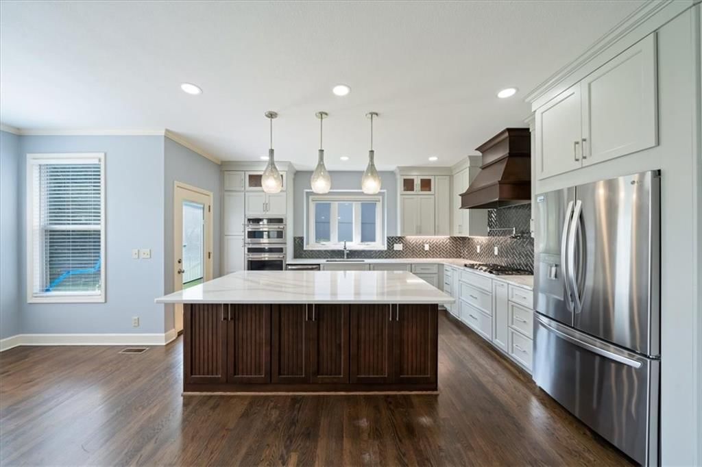 725 SW Winterwalk Lane — photo 14