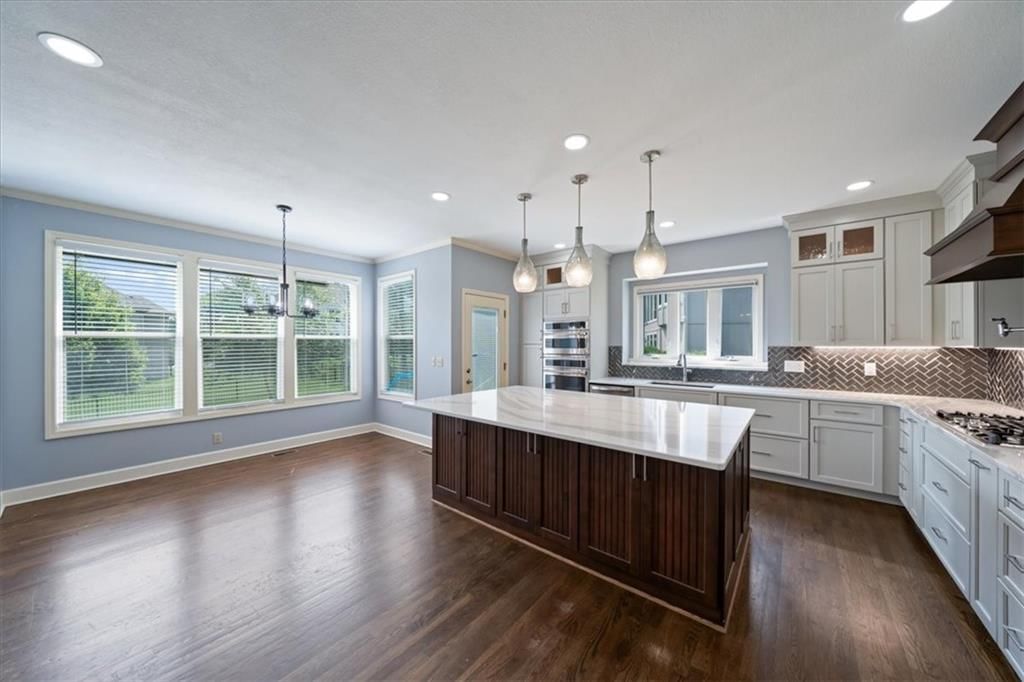 725 SW Winterwalk Lane — photo 15