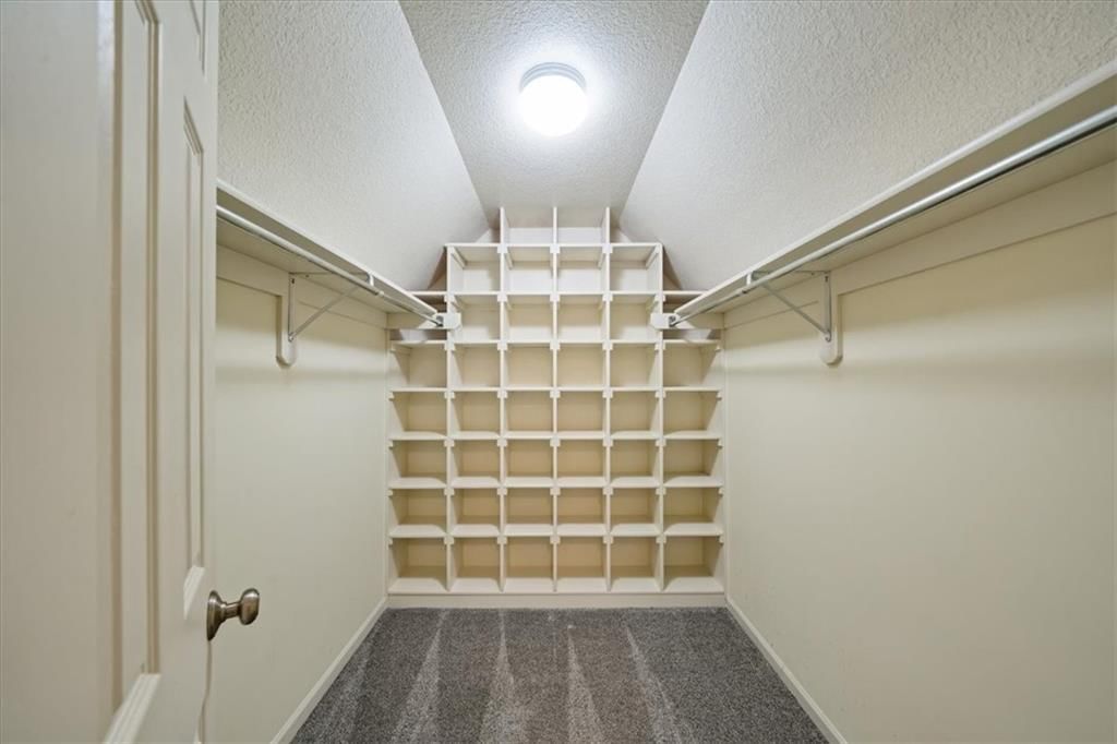 725 SW Winterwalk Lane — photo 30