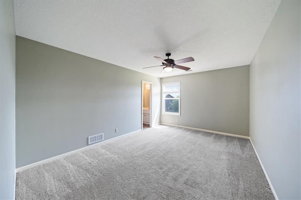 725 SW Winterwalk Lane — photo 31