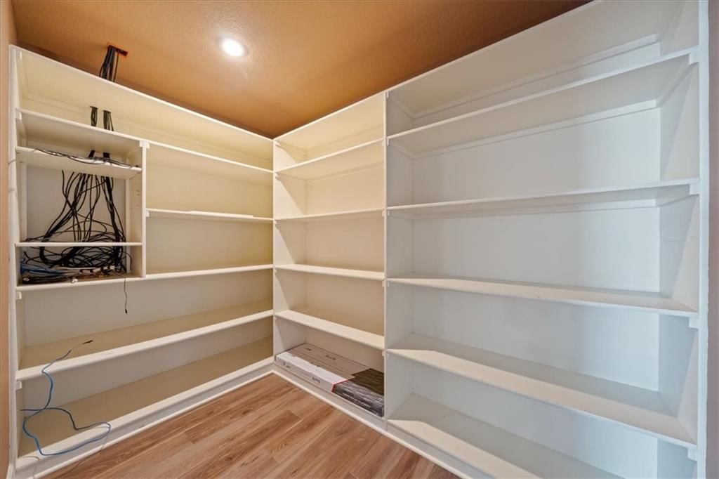 725 SW Winterwalk Lane — photo 44